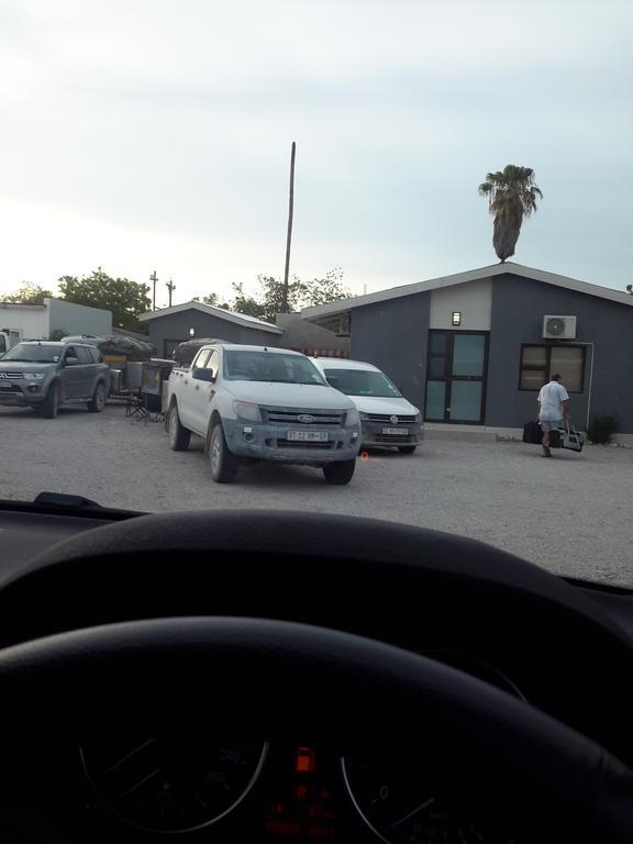 Tsumeb Guesthouse Kamho ภายนอก รูปภาพ