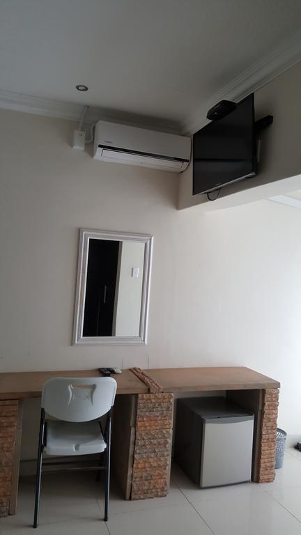 Tsumeb Guesthouse Kamho ภายนอก รูปภาพ