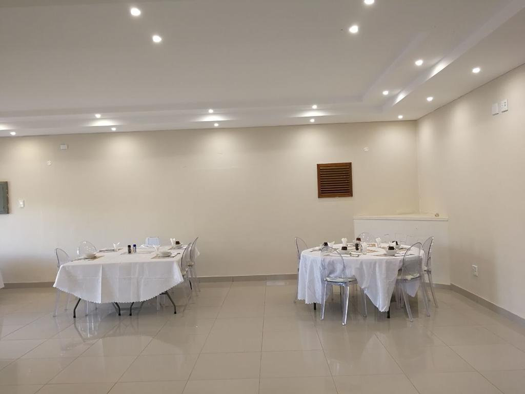 Tsumeb Guesthouse Kamho ภายนอก รูปภาพ