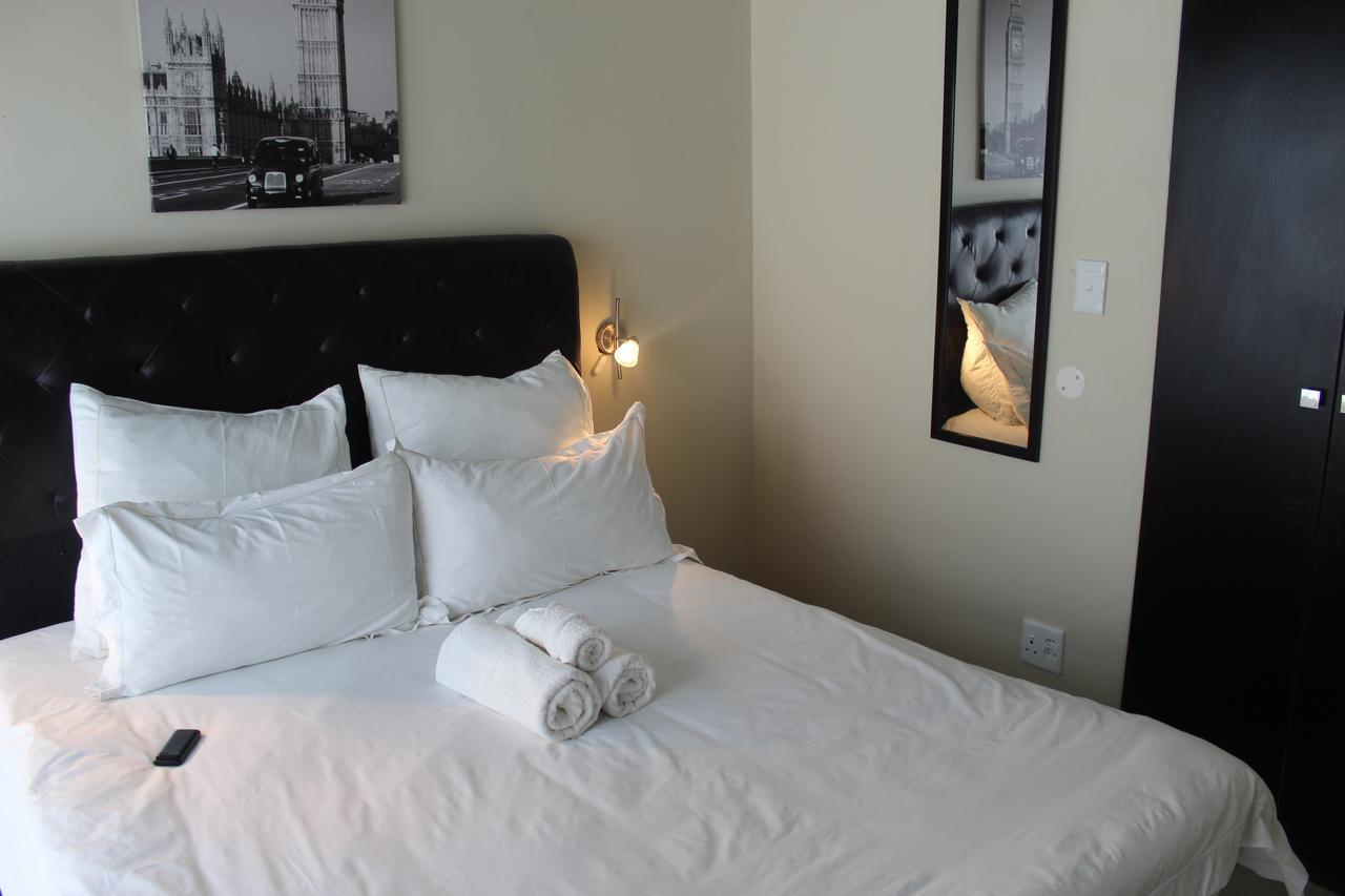 Tsumeb Guesthouse Kamho ภายนอก รูปภาพ