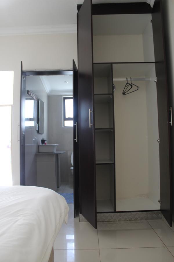 Tsumeb Guesthouse Kamho ภายนอก รูปภาพ