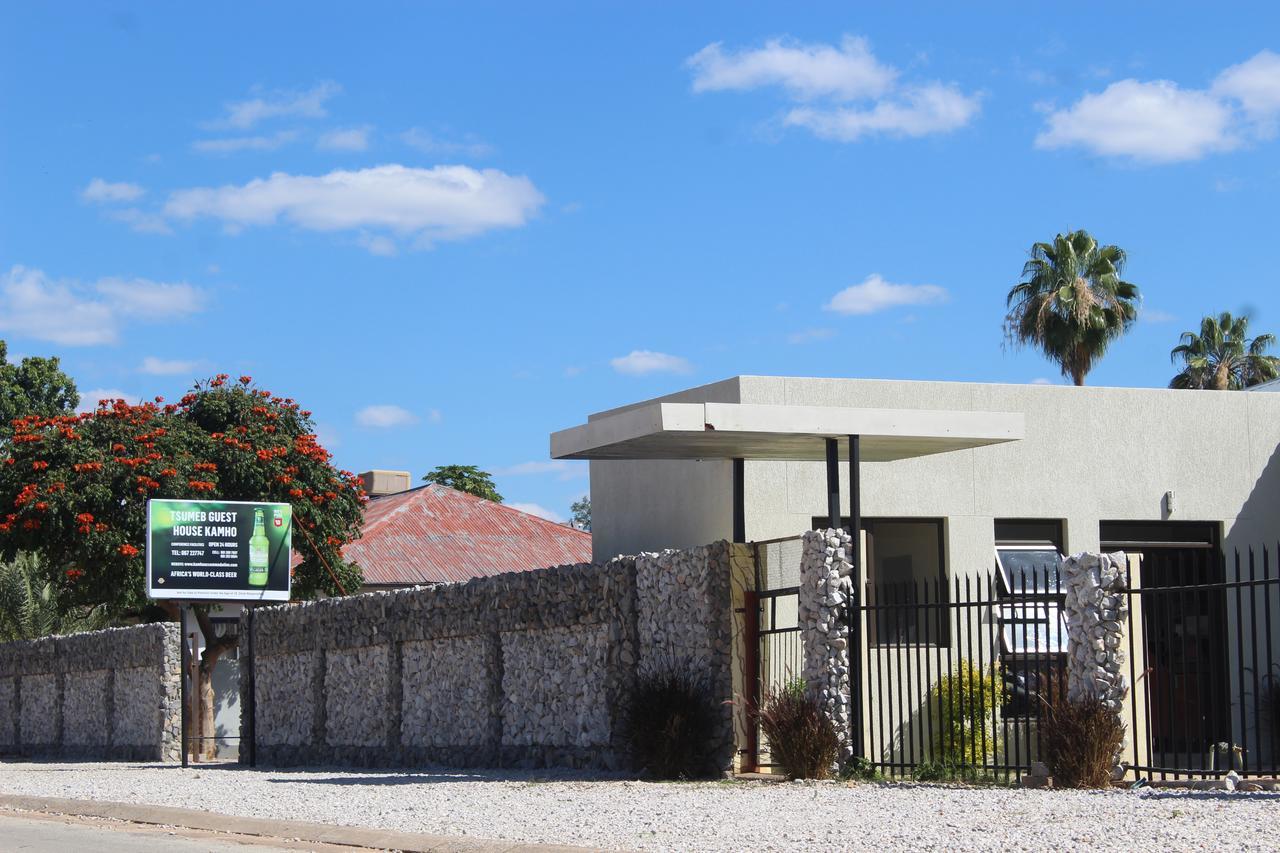 Tsumeb Guesthouse Kamho ภายนอก รูปภาพ